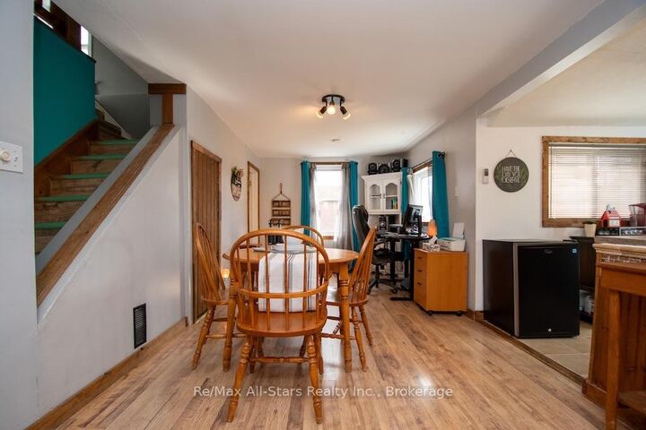 Property Photo:  23 Wolfe Street  ON K9V 2J3 