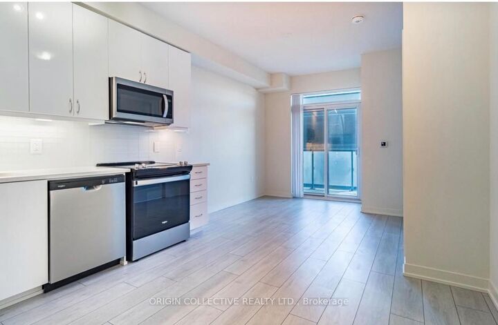 Property Photo:  38 Annie Craig Drive 810  ON M8V 0G9 