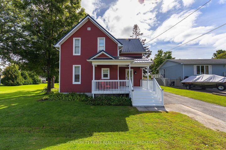 Property Photo:  15 Railway Street  ON K0E 1L0 