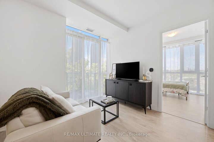 Property Photo:  70 Annie Craig Drive 402  ON M8V 0G2 