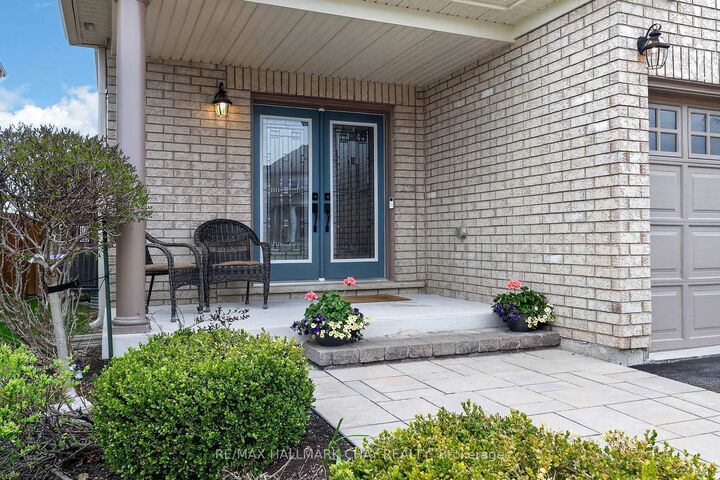 Property Photo:  12 Orleans Avenue  ON L4M 0B1 