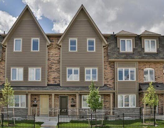 Property Photo:  50 Edinburgh Drive 20  ON L6Y 1N9 