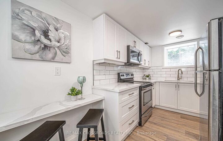 Property Photo:  91 McLaughlin Boulevard Lower  ON L1G 2P2 