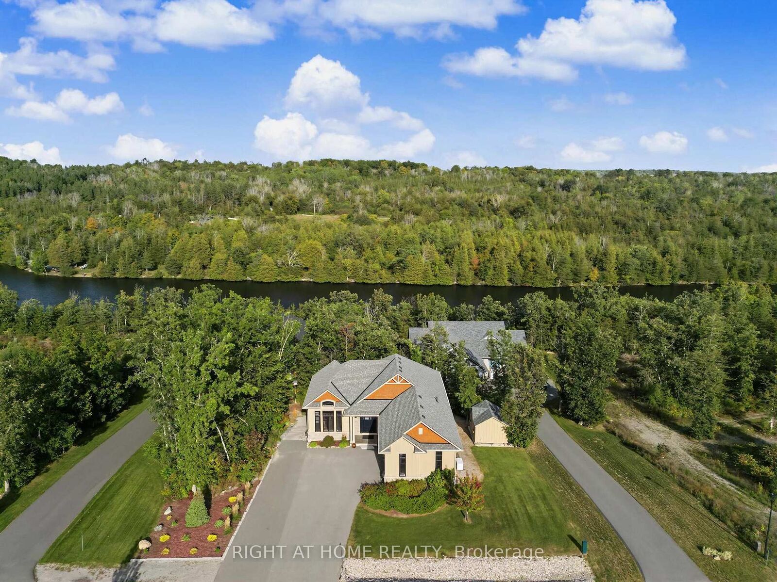Property Photo: 3 Riverside Trail ON K0K 1L0