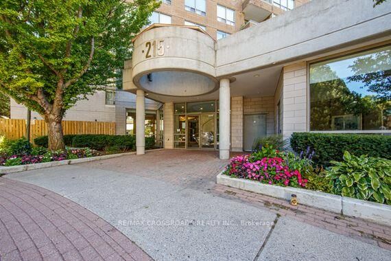 Property Photo: 215 Wynford Drive 1602 ON M3C 3P5