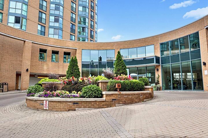 Property Photo: 140 Dunlop Street E 304 ON L4M 6H9