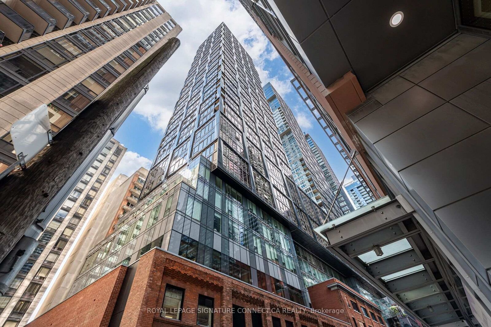Property Photo: 15 Mercer Street 317 ON M5V 1H2