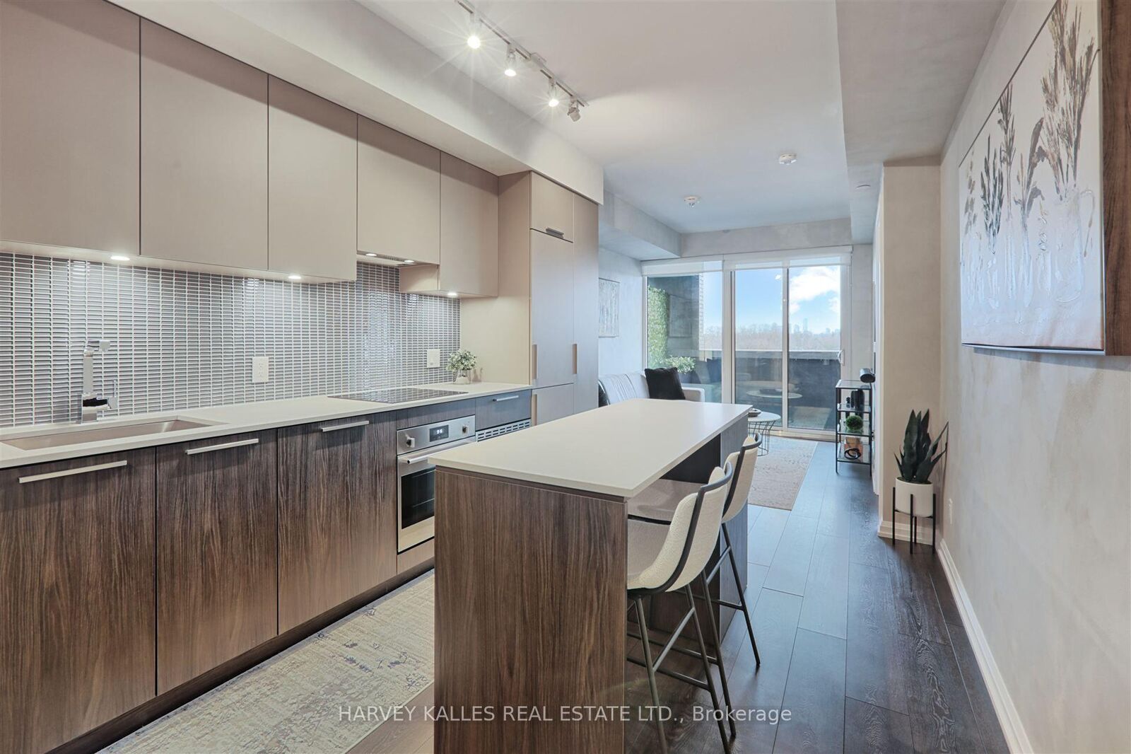 Property Photo: 4208 Dundas Street W 412 ON M8X 0B1