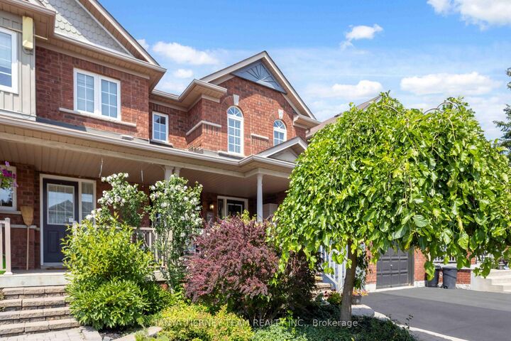 Property Photo:  22 Sinden Drive  ON L1M 2B8 