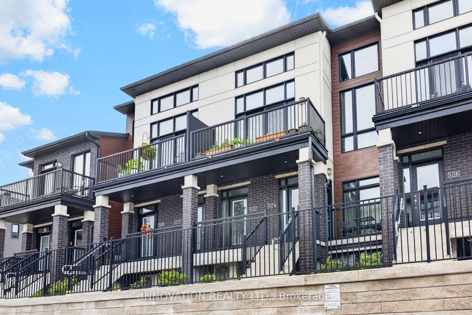 Property Photo:  522 Crescendo Private 20  ON K1X 0E4 