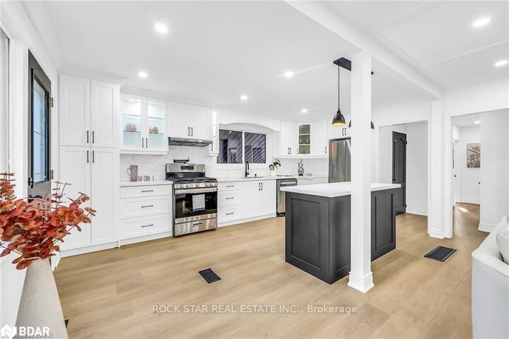 Property Photo: 170 Terrace Drive Upper ON L9A 2Z1