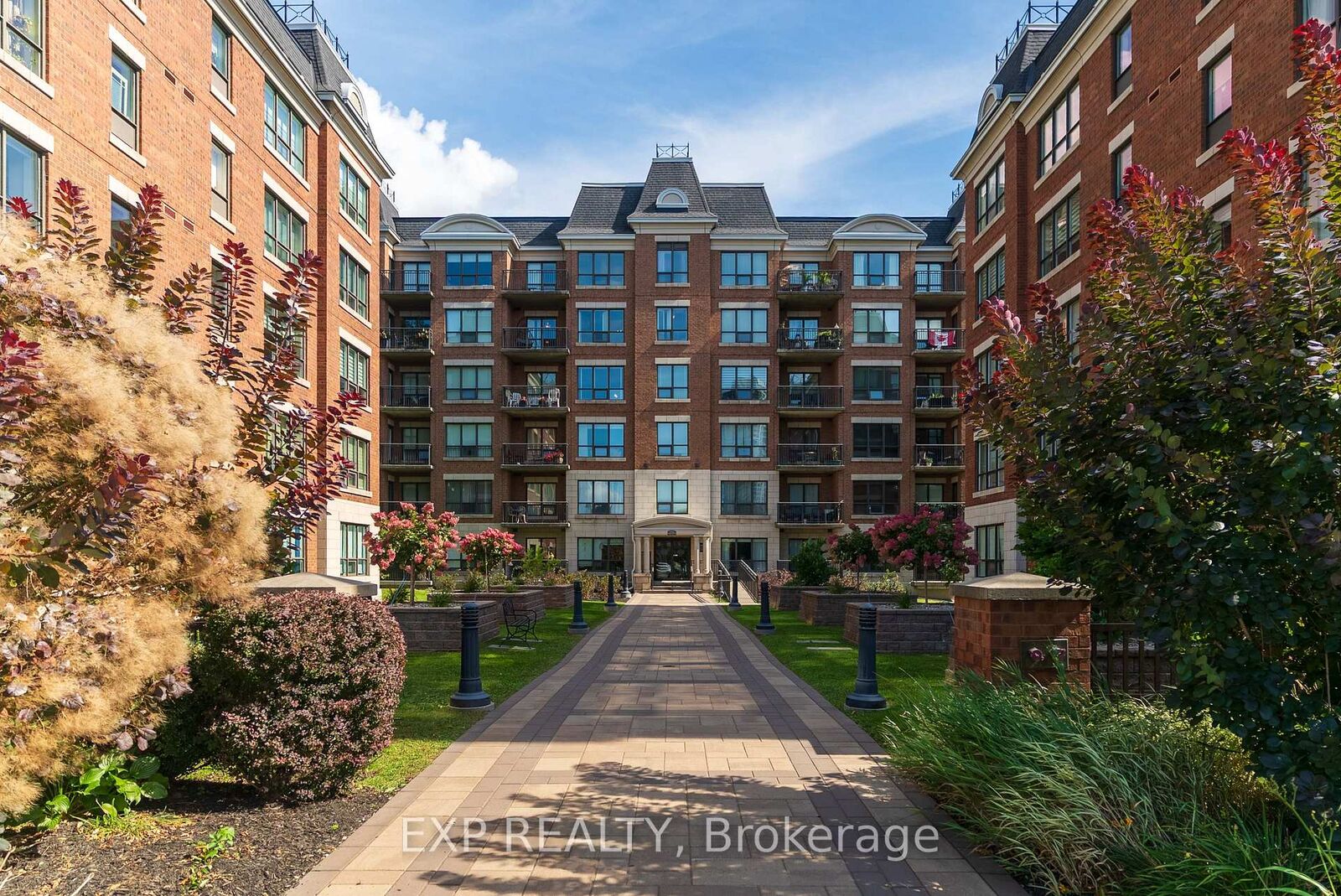 Property Photo:  955 Beauparc Private 509  ON K1J 0A1 
