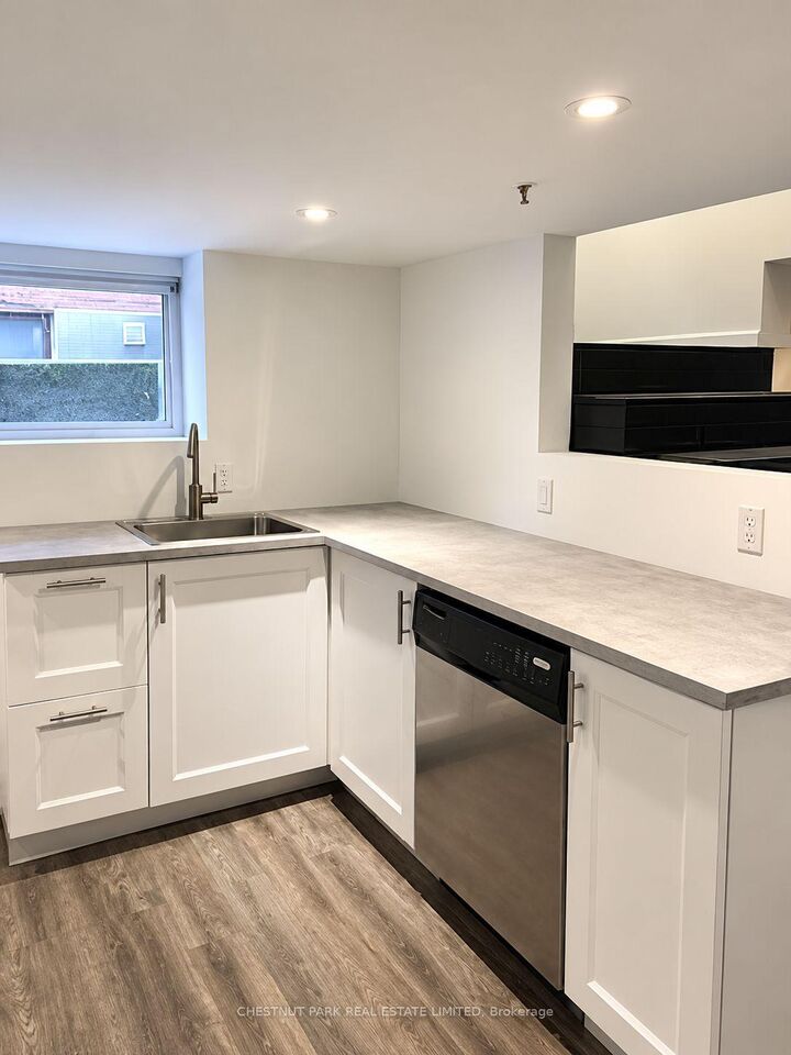 Property Photo:  26 Strathgowan Avenue  ON M4N 1B9 