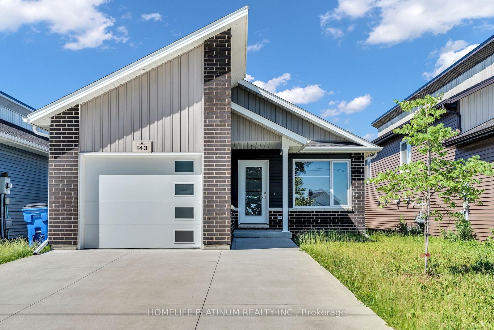 Property Photo:  143 Howard Road  ON N7M 5J6 
