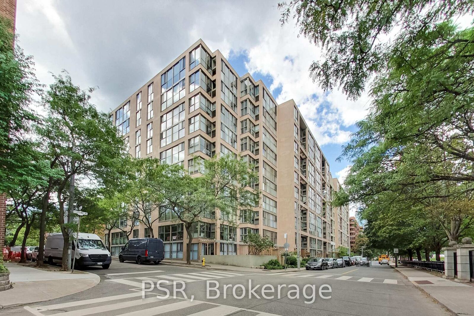 Property Photo:  65 Scadding Avenue 510  ON M5A 4L1 