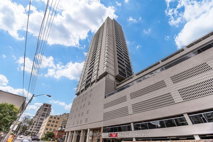 Property Photo:  40 Pleasant Boulevard 2803  ON M4T 1J9 