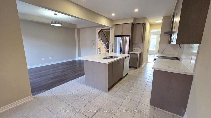 Property Photo:  39 Beechborough Crescent  ON L9N 0P1 