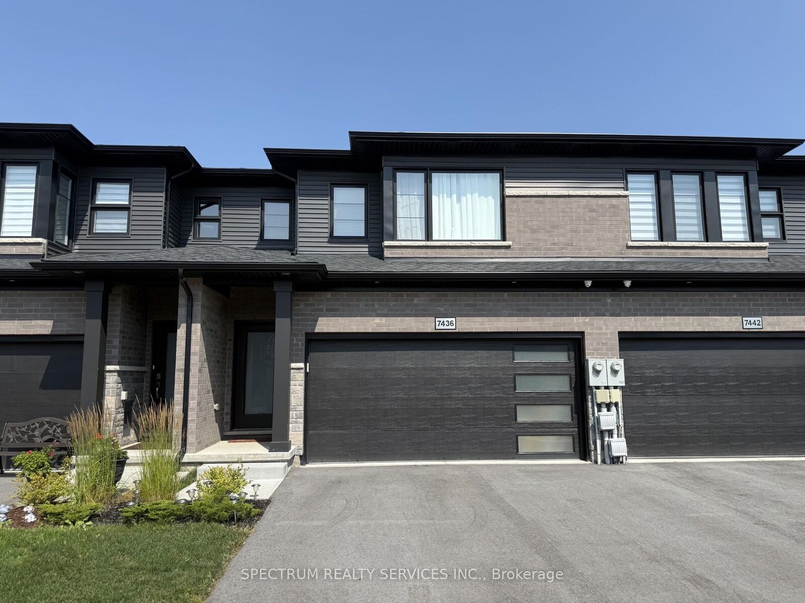 Property Photo:  7436 Matteo Drive  ON L2H 3T3 