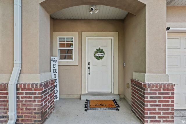 Property Photo: 2410 S Black Village Ct W UT 84119