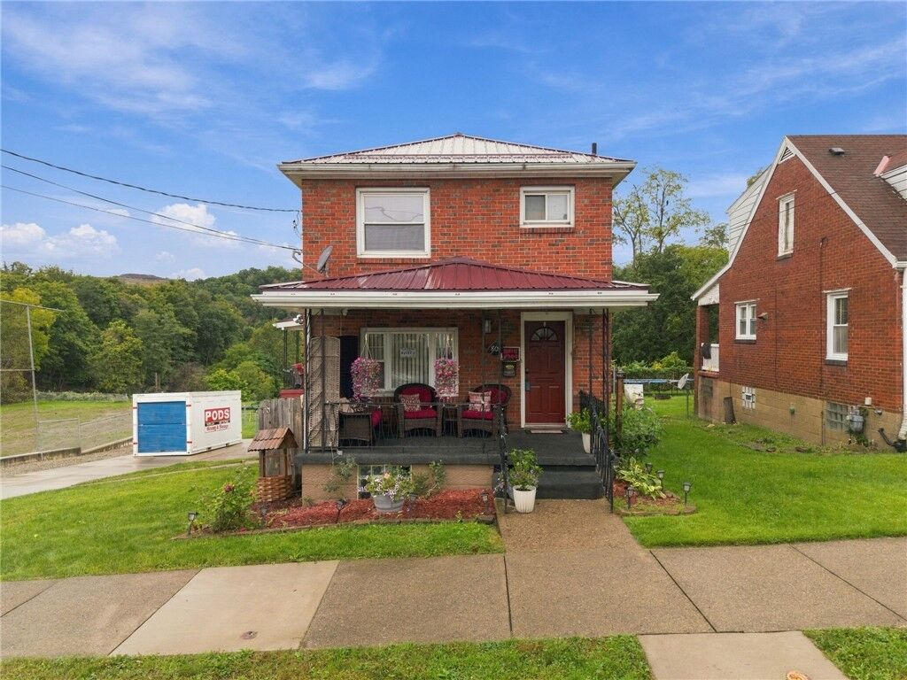 Property Photo:  804 Highland Ave  PA 15140 