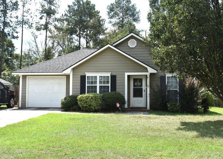 Property Photo: 121 Northbrook Court GA 31763