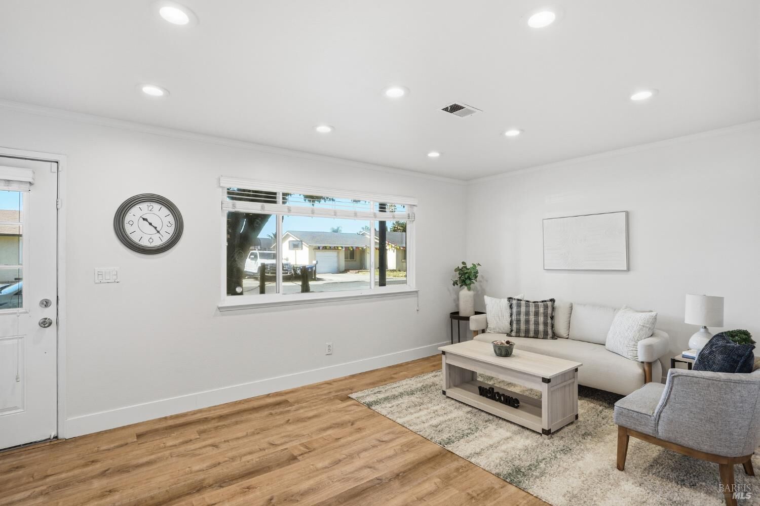 Property Photo: 220 Long Street CA 94585