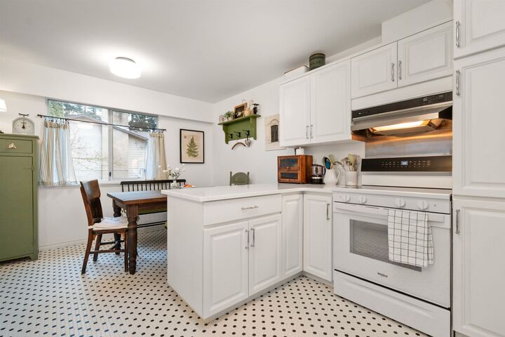 Property Photo:  5896 Carter Road  BC V2R 3J8 