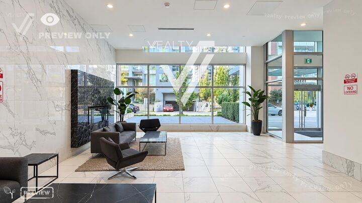 Photo de la propriété:  13350 Central Avenue 605  BC V3T 0S1 