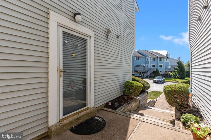 Property Photo:  3 Hillcroft Way  PA 18940 