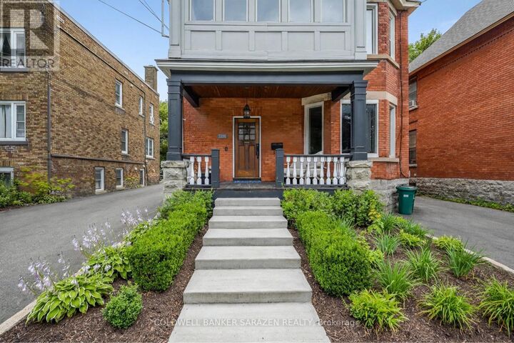 Property Photo: 135 Hawthorne Avenue A ON K1S 0B2