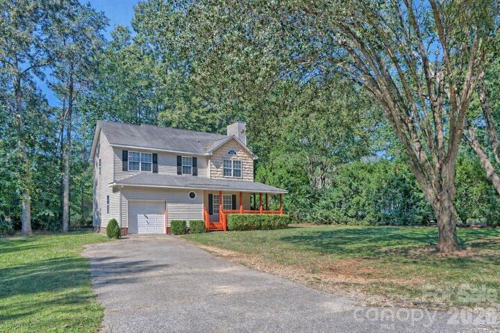 Property Photo:  7742 Red Robin Trail  NC 28037 
