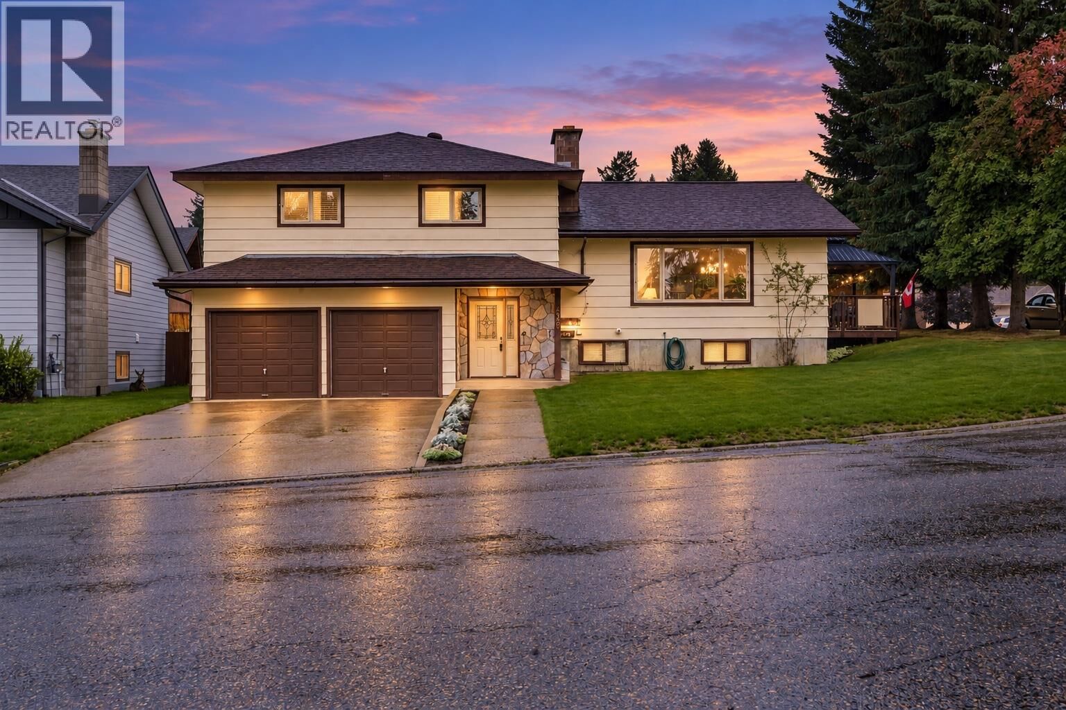Property Photo:  436 Alpine Crescent  BC V1A 3B4 