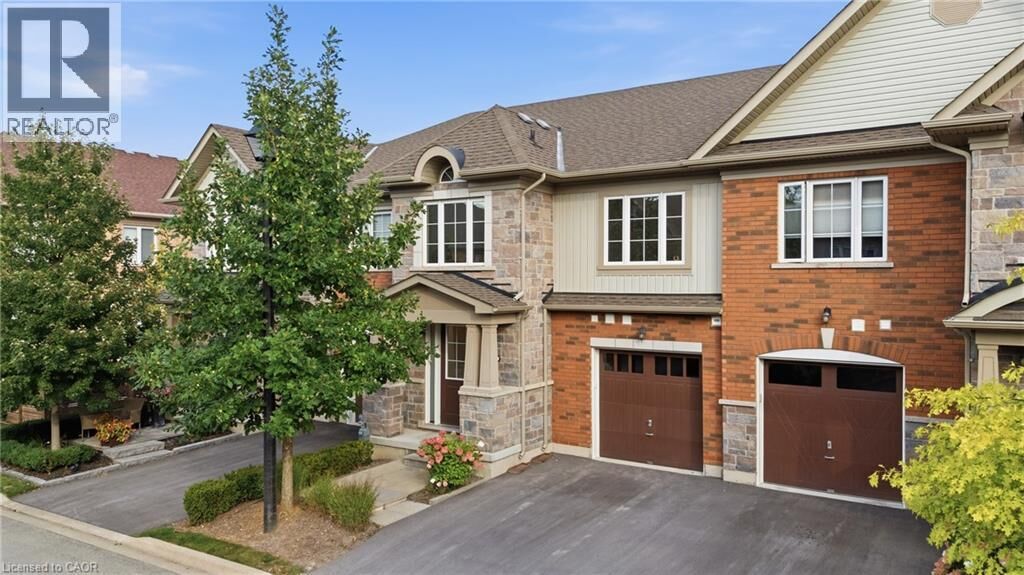 Property Photo:  12 George Manor  ON L0S 1J0 