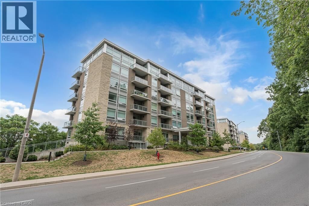 Property Photo:  455 Charlton Avenue East 504  ON L8N 0B2 