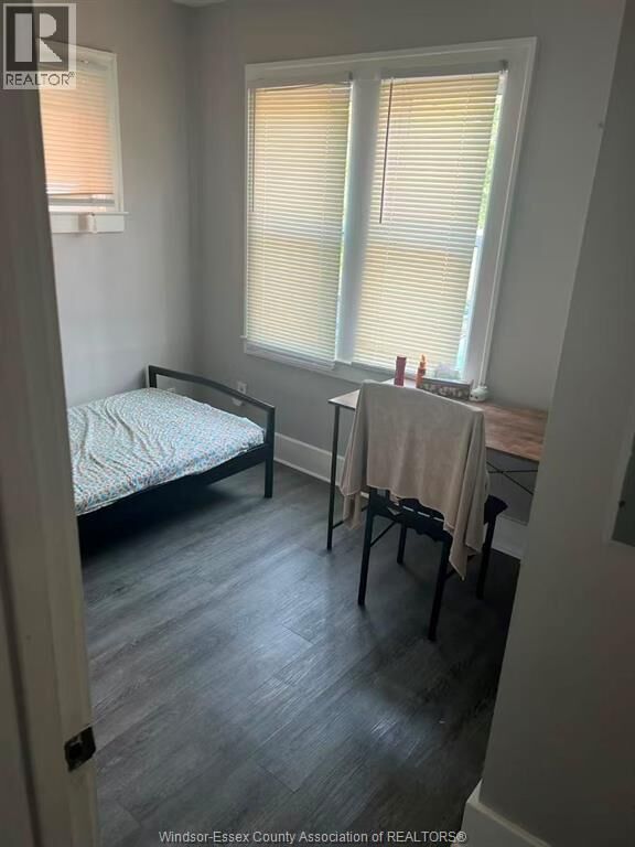 Property Photo:  1616 Wyandotte West 2  ON N9B 1H7 