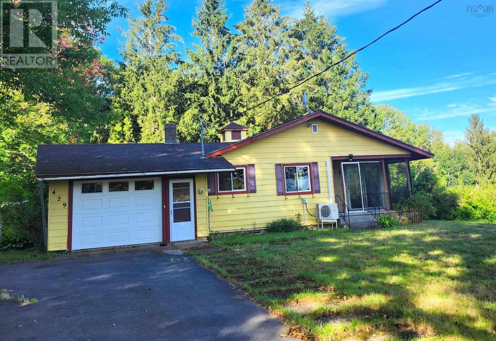 Property Photo:  429 Victoria Road  NS B0P 1C0 