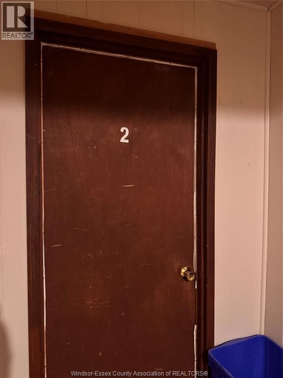 Property Photo:  58 Talbot St N 2  ON N8M 1A2 