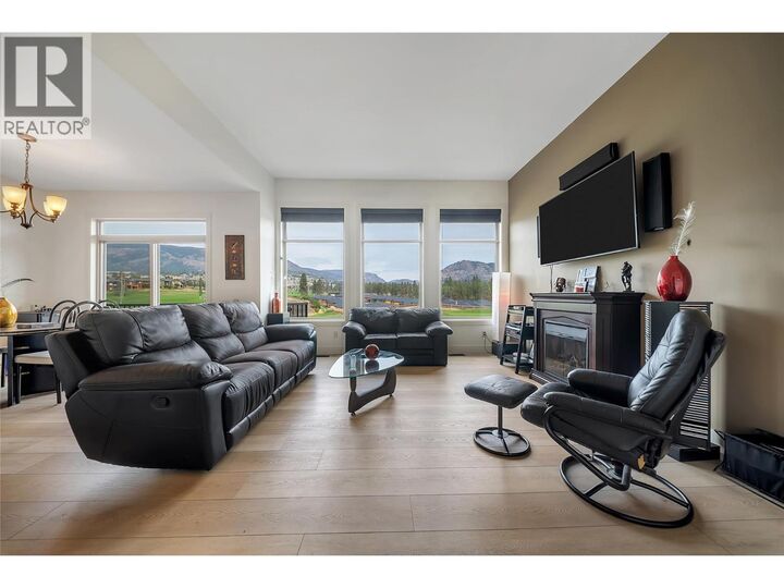 Property Photo: 2148 Serrento Lane BC V4T 3G3