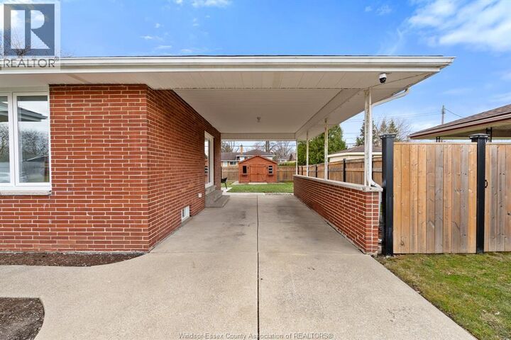 Property Photo:  735 Lounsborough  ON N9G 1G1 