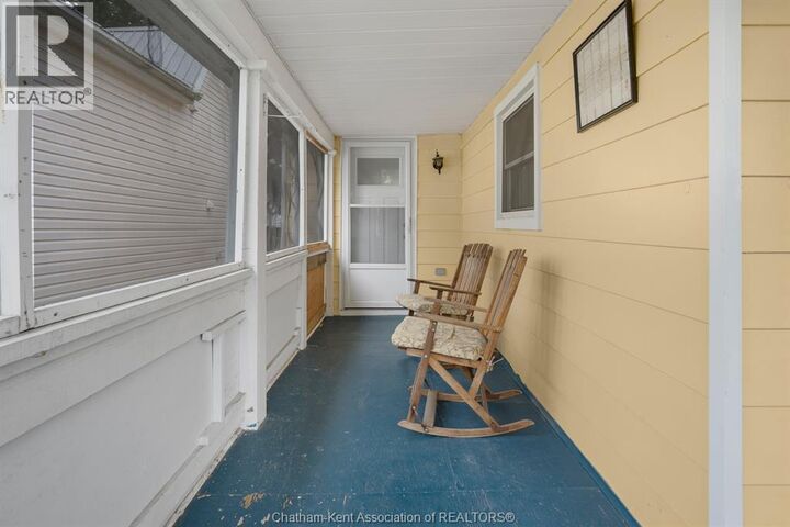 Property Photo:  196 Raleigh Street  ON N7M 2N7 
