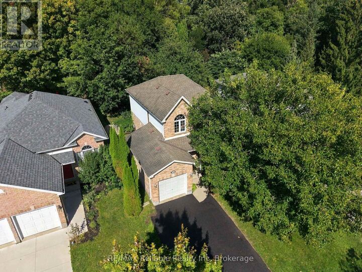 Property Photo:  71 Meadowridge Road  ON N6H 5E6 