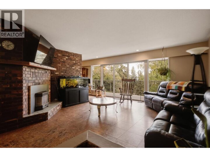 Property Photo:  759 Winger Road  BC V2G 5J9 