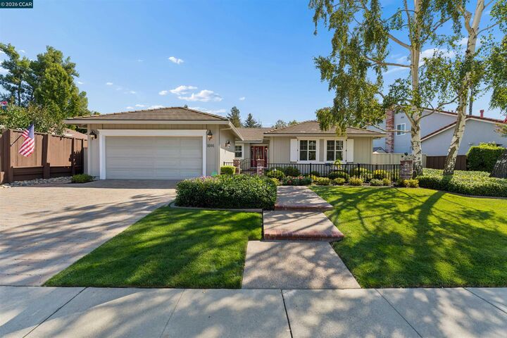 Property Photo:  1091 Harvest Cir  CA 94566 