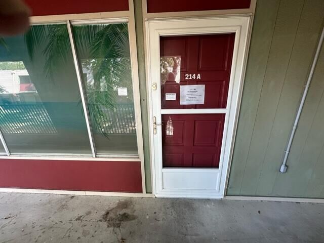 Property Photo:  210 Pelham Road 214 A  FL 32547 