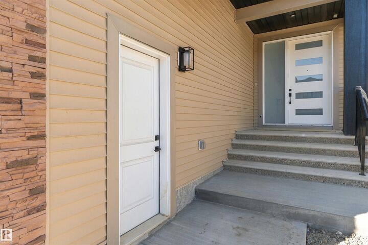 Property Photo:  2720 63 Avenue  AB T4X 3A4 