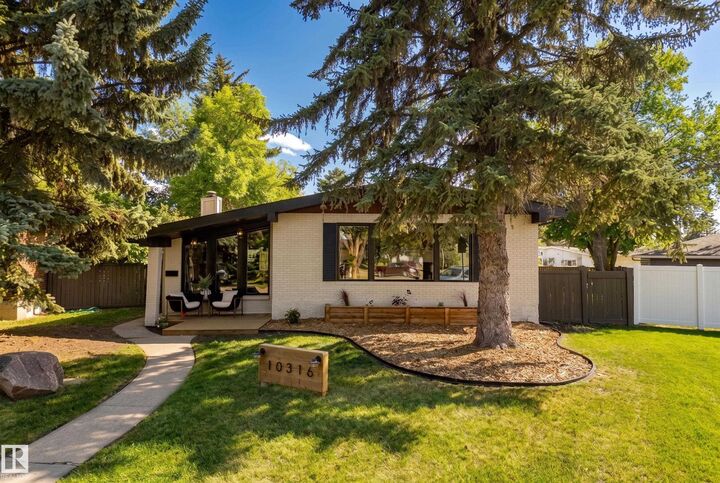 Property Photo:  10316 42 Street NW  AB T6A 1T5 