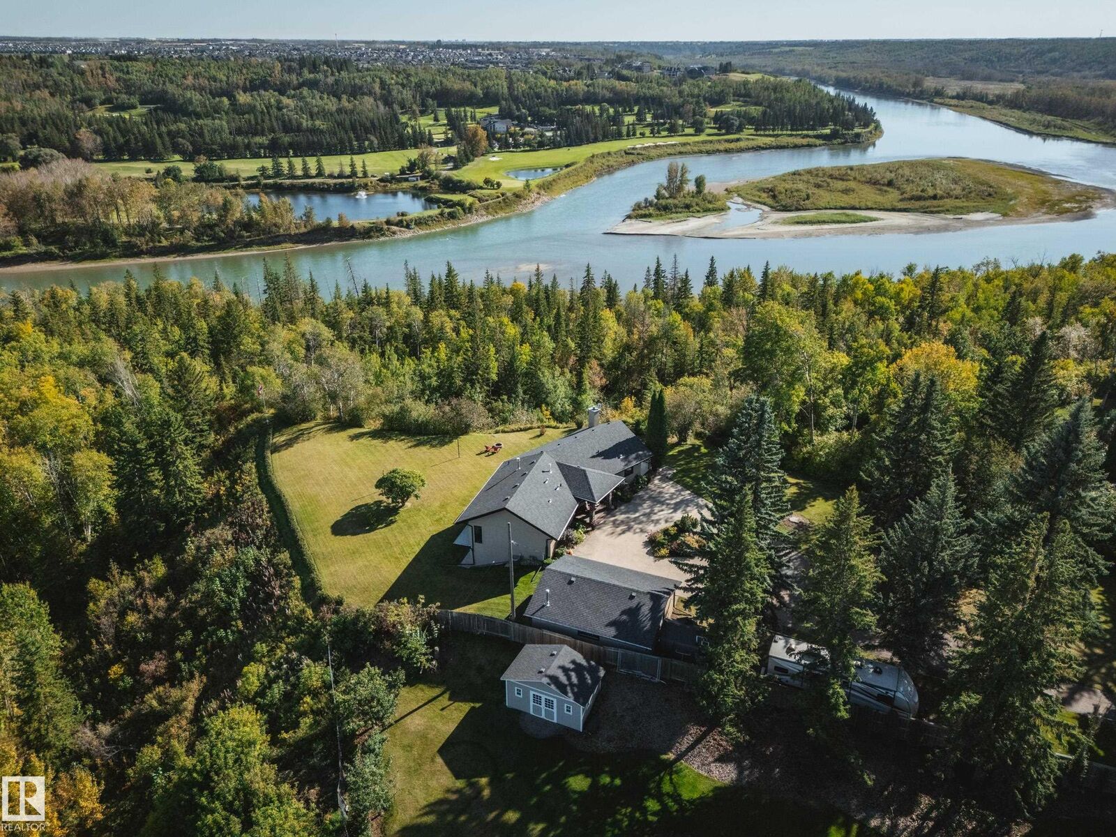 Property Photo:  240 Grandisle Point(E) NW  AB T6M 2P1 