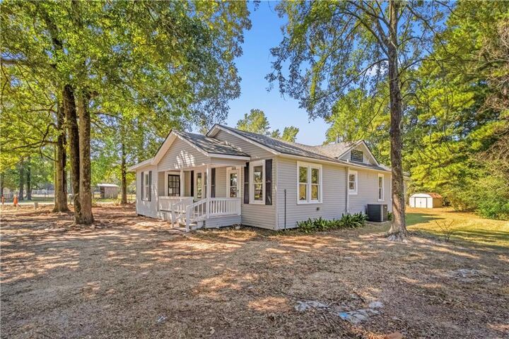 Property Photo:  327 Powell Drive  LA 71360 