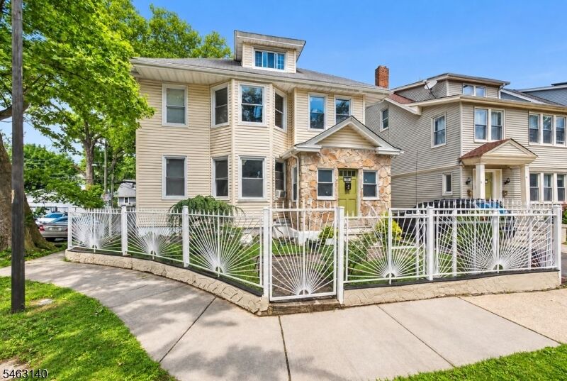 Property Photo:  35 Sunnyside Ter  NJ 07018 