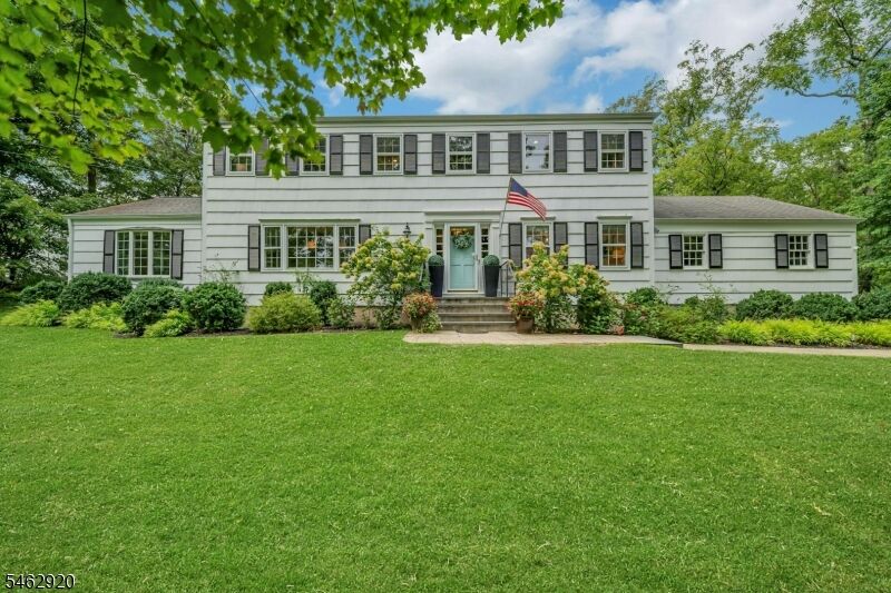 Property Photo:  122 N Maple Ave  NJ 07920 